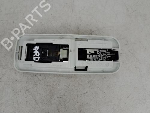 Innerbelysning Innerbelysning RENAULT ESPACE IV (JK0/1_) 2.0 dCi (JK03, JK04, JK1C, JK1G, JK1J, JK1K) (173 hp) 37383229 37383229