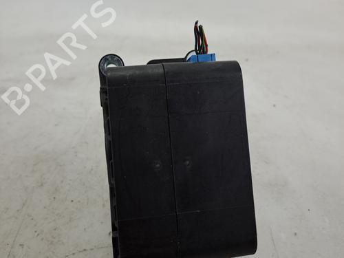 Palanca de cambios Palanca de cambios PEUGEOT 3008 II SUV (MC_, MR_, MJ_, M4_) 1.2 THP/ PureTech 130 (MRHNSM, MRHNSU, MRHNSJ, MRHNYW,... (131 hp) 37396583 37396583