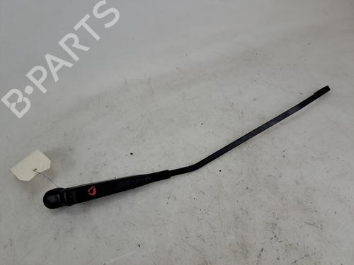 Used Front windshield wiper arm Front windshield wiper arm 37396571 37396571