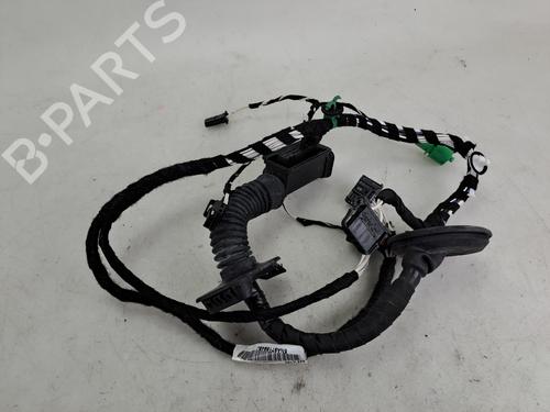 Used Left rear door Left rear door 37395530 37395530