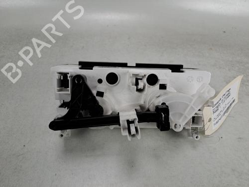 climate-control-citroen-c3-picasso-sh_-2008-37384455 main image