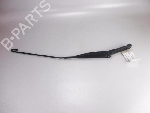 Used Front windshield wiper arm Front windshield wiper arm 37378603 37378603