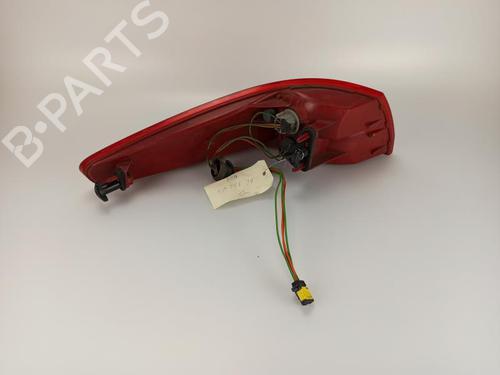 right-taillight-peugeot-607-9d-9u-2000-37380898 main image
