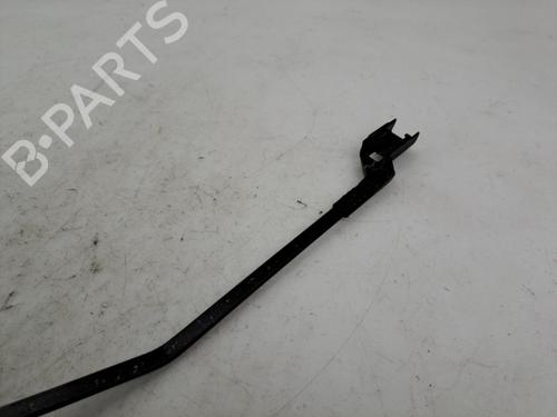 front-windshield-wiper-arm-peugeot-208-i-ca_-cc_-2012-2013-2014-2015-2016-2017-2018-2019-2020-2021-37389260 main image
