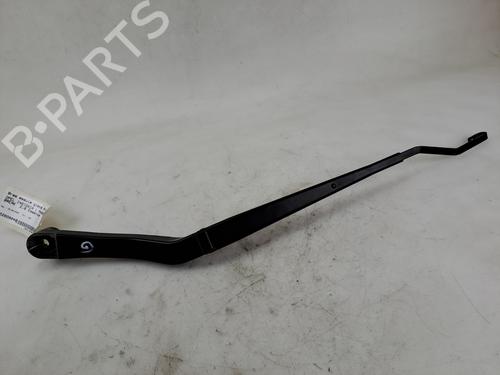 Used Front windshield wiper arm Front windshield wiper arm 37398395 37398395