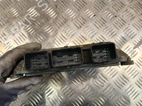 engine-control-unit-ecu-citroen-c1-pm_-pn_-2005-2006-2007-2008-2009-2010-2011-2012-2013-2014-37373207 main image