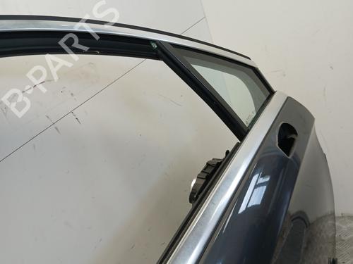 Used Right front door Right front door 37367956 37367956