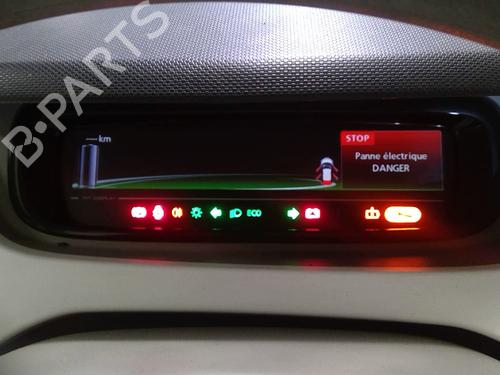instrument-cluster-renault-zoe-bfm_-2012-37369476 main image