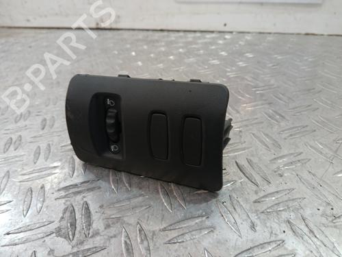 Headlight switch RENAULT CLIO III (BR0/1, CR0/1) 1.2 16V (BR02, BR0J, BR11, CR02, CR0J, CR11) | BP37365235I24 - Image 2