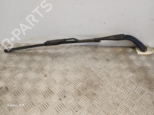 Used Front windshield wiper arm Front windshield wiper arm 38161785 38161785