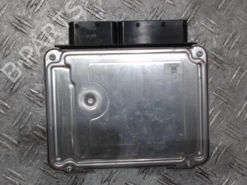 engine-control-unit-ecu-vw-golf-plus-v-5m1-521-2004-2005-2006-2007-2008-2009-2010-2011-2012-2013-37360657 main image