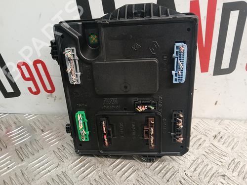 Used Fuse box Fuse box 37370919 37370919