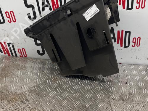 Used Glove box Glove box 37372743 37372743