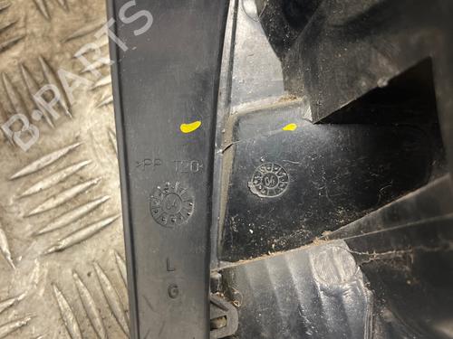 Used Left taillight Left taillight RENAULT MEGANE II Saloon (LM0/1_) 1.9 dCi (LM0G, LM1G, LM2C) (120 hp) 39729719 39729719