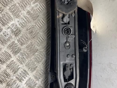 Used Right taillight Right taillight 39242983 39242983