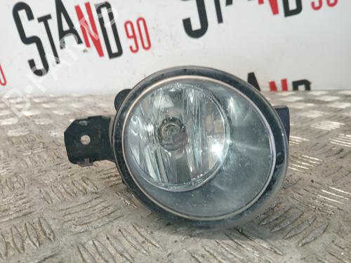 left-front-fog-light-renault-clio-iii-br01-cr01-2005-2006-2007-2008-2009-2010-2011-2012-2013-2014-37368858 main image