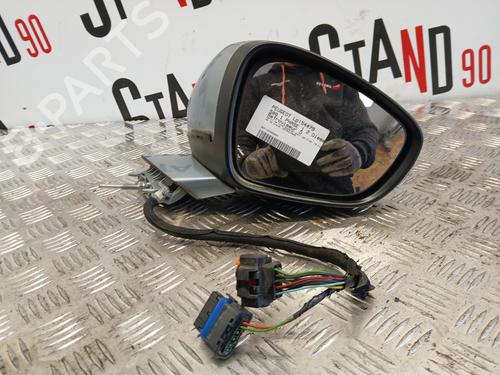 Used Right mirror Right mirror 37372905 37372905
