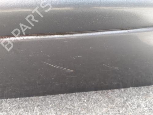 Used Right front door Right front door 37357060 37357060