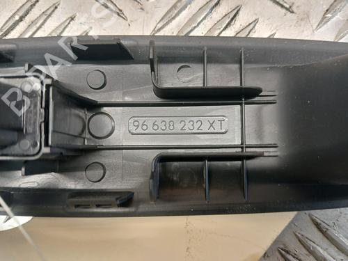 Right front window switch CITROËN DS3 (SA_) 1.6 VTi 120 | BP37373568I26 - Image 2