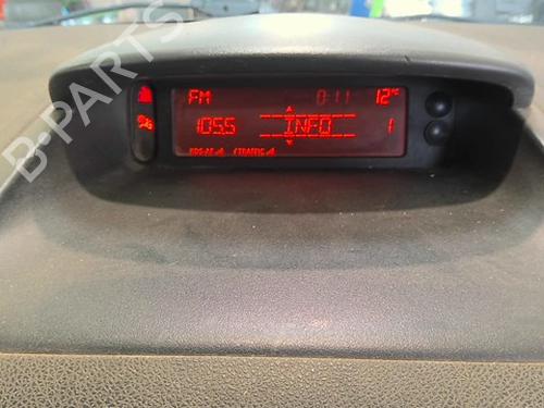 display-monitor-renault-clio-iii-br01-cr01-2005-2006-2007-2008-2009-2010-2011-2012-2013-2014-37371877 main image
