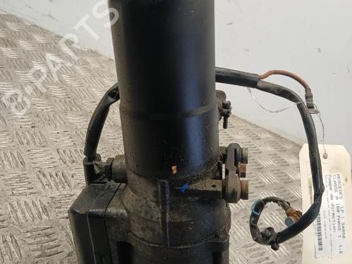 Used Steering pump Steering pump MERCEDES-BENZ A-CLASS (W168) A 160 (168.033, 168.133) (102 hp) 40602646 40602646