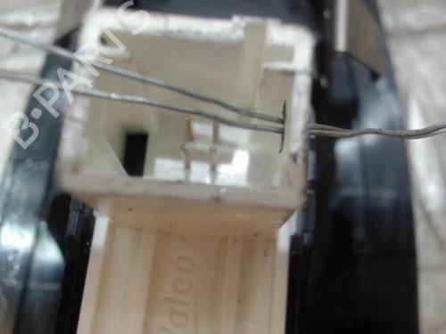Right front window switch PEUGEOT 2008 I (CU_) 1.2 THP 110 / PureTech 110 | BP37353127I26 - Image 2