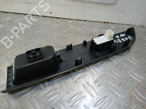 right-front-window-switch-opel-corsa-f-p2jo-2019-37359107 main image