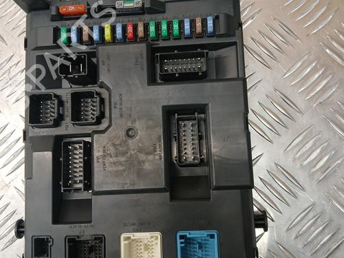Fuse box CITROËN C3 II (SC_) 1.2 VTi 82 | BP37368334E1 - Image 3