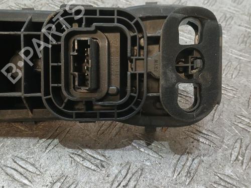 lamp-holder-dacia-duster-hs_-2010-2011-2012-2013-2014-2015-2016-2017-2018-37361328 main image