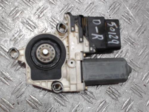 Used Right rear window motor Right rear window motor 37360489 37360489