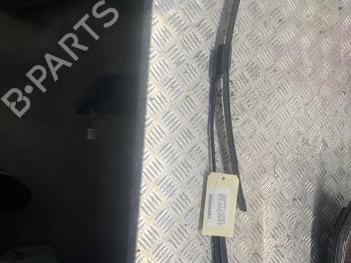 front-windshield-wiper-arm-vw-caddy-iv-box-bodympv-saa-sah-2015-2016-2017-2018-2019-2020-40602705 main image