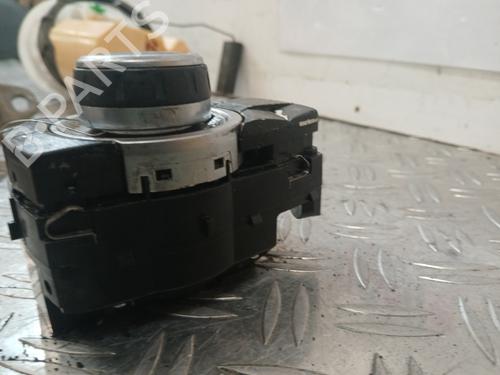 Switch BMW 1 (E81) 123 d | BP37364536I30 - Image 2