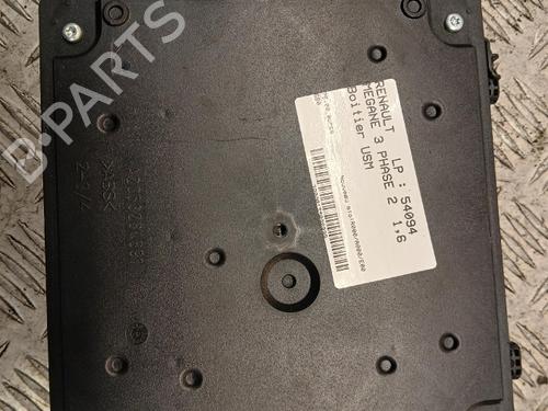 Used Fuse box Fuse box RENAULT MEGANE III Hatchback (BZ0/1_, B3_) 1.6 dCi (BZ00, BZ12, BZ13) (130 hp) 40507693 40507693