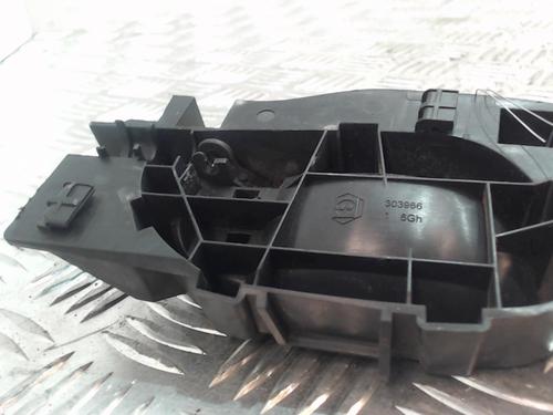Used Front left interior door handle Front left interior door handle 37352510 37352510