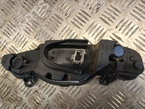 Used Right daytime light Right daytime light 37373403 37373403