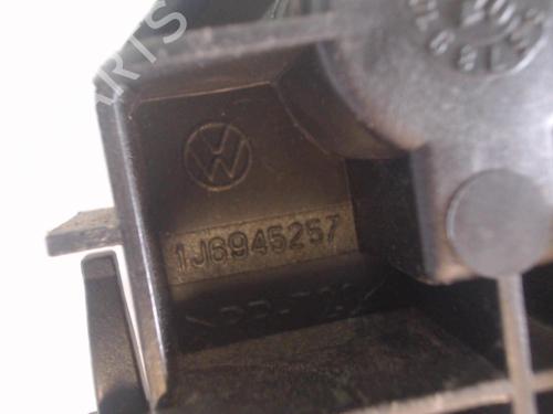 Used Lamp holder Lamp holder 37351991 37351991