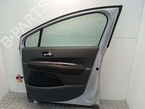 right-front-door-peugeot-5008-0u_-0e_-2009-2010-2011-2012-2013-2014-2015-2016-2017-37367000 main image