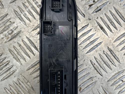 Used Left front window switch Left front window switch 37604253 37604253