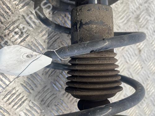 Used Left front shock absorber Left front shock absorber DACIA SANDERO II TCe 90 (B8M1, B8MA, B8AC) (90 hp) 39702597 39702597
