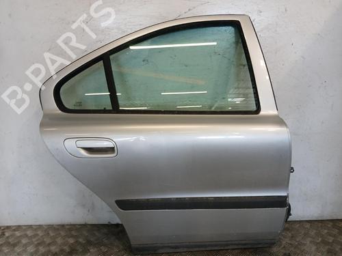 Dør høyre bak Dør høyre bak VOLVO S60 I (384) 2.4 T (200 hp) 39702493 39702493