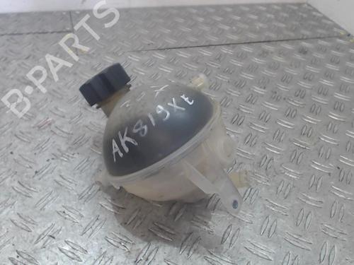 expansion-tank-peugeot-307-cc-3b-2003-2004-2005-2006-2007-2008-2009-37352402 main image
