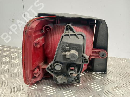 Right taillight VW TOURAN (1T3) 2.0 TDI | BP37375199C35 - Image 3