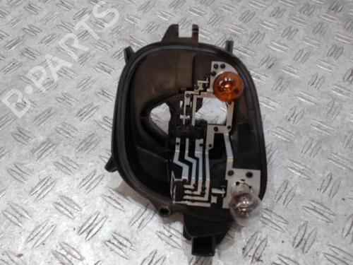 Lampeholder Lampeholder PEUGEOT 208 I (CA_, CC_) 1.2 VTI 82 (82 hp) 37359845 37359845