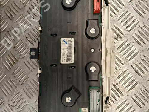 Used Instrument cluster Instrument cluster 39552060 39552060