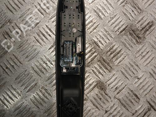 Used Left front window switch Left front window switch 37372858 37372858