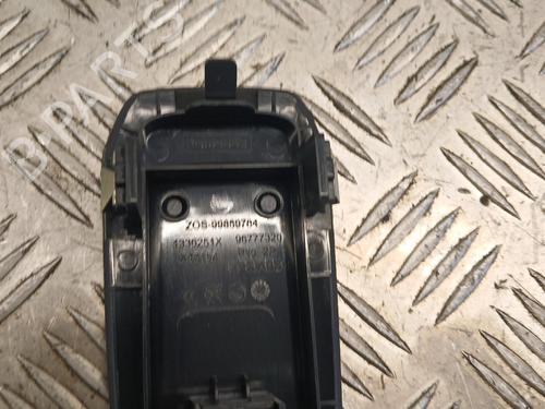 Used Right front window switch Right front window switch 37375383 37375383