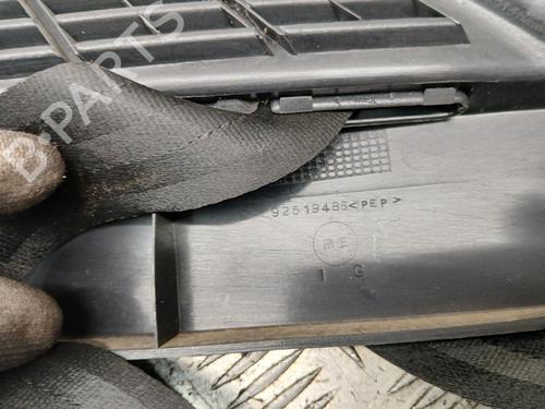 Used Rear left seatbelt Rear left seatbelt PEUGEOT 205 II (20A/C) 1.7 Diesel (60 hp) 39992938 39992938