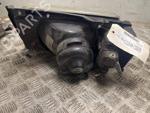 Used Right headlight Right headlight PEUGEOT EXPERT (224_) 2.0 HDi (94 hp) 39729845 39729845