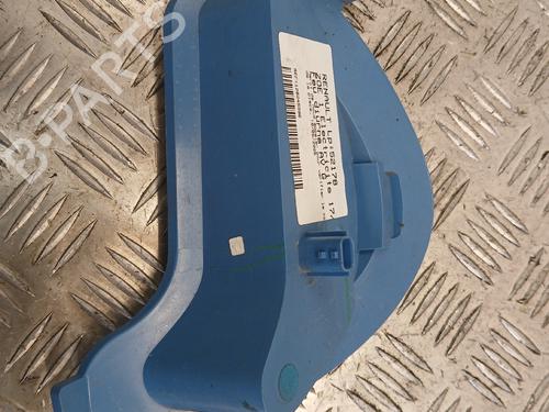 Used Left daytime light Left daytime light 37375042 37375042