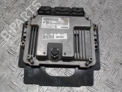 Used Engine control unit (ECU) Engine control unit (ECU) 37357182 37357182